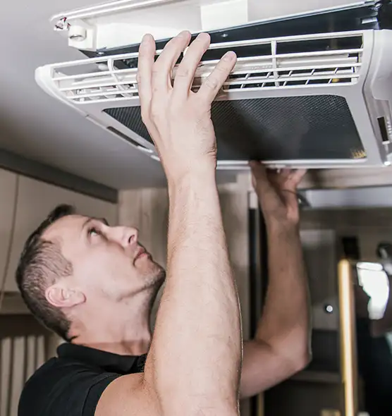  Professional Licensed And Insured Cleaners in Bristol, CT